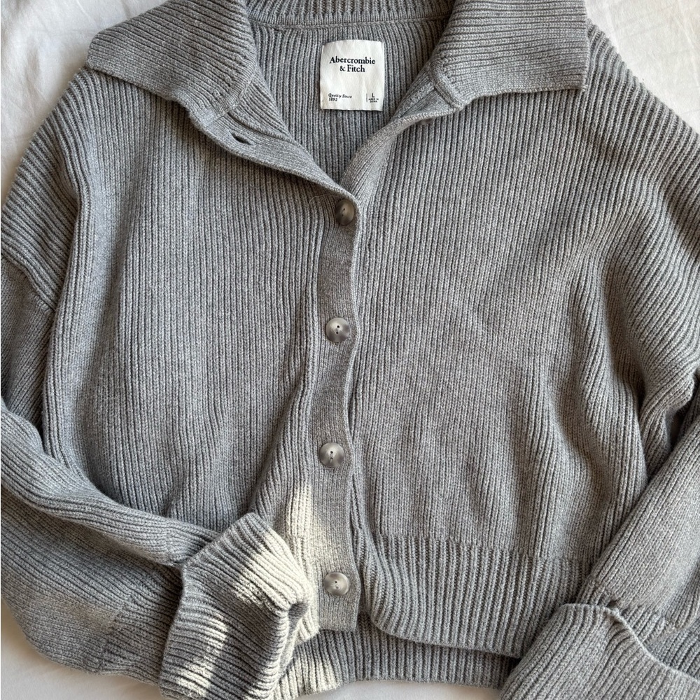 Abercrombie & Fitch Ribbed Gray Cardigan